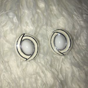 Women’s Clip-On Earrings